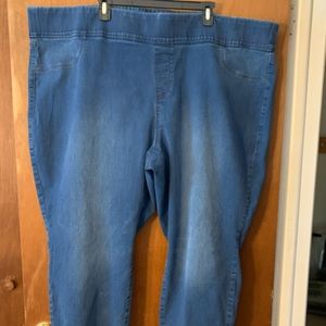 Old Navy Jeggings, never been worn no tags